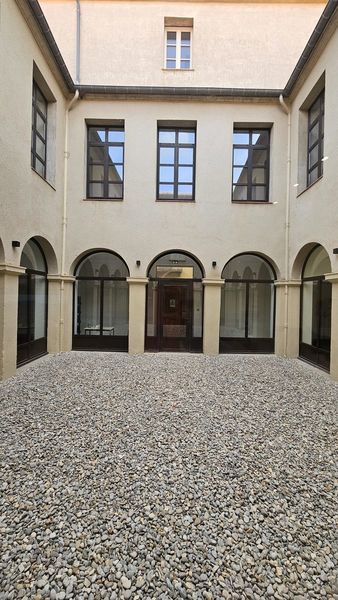 HDV  (21)
